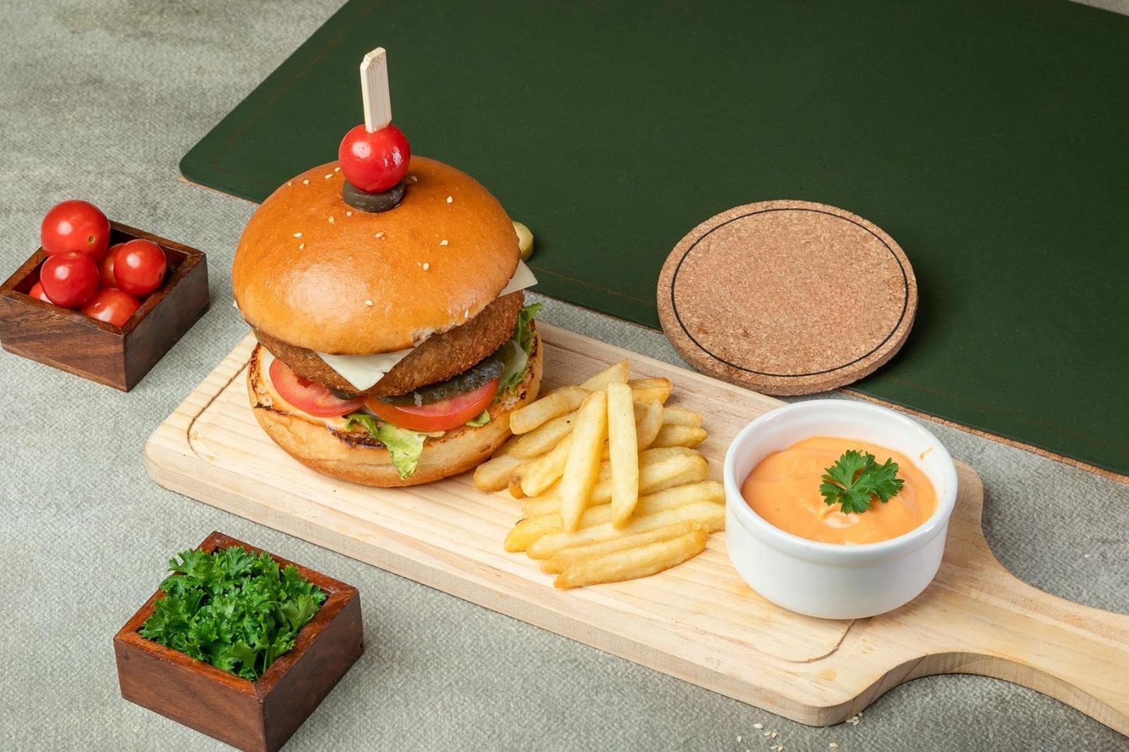 Menu optimization session with restaurant team